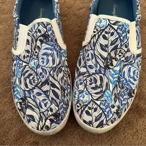 Tommy Bahama tropical blue slip on sneaker Sz 8.5